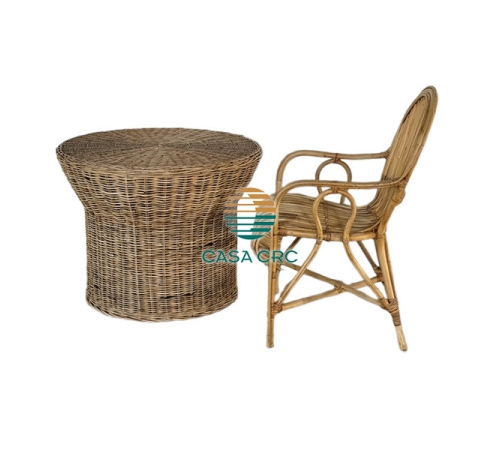 Relaxing rattan table