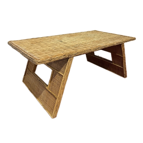 High quality Casa rectangular rattan table