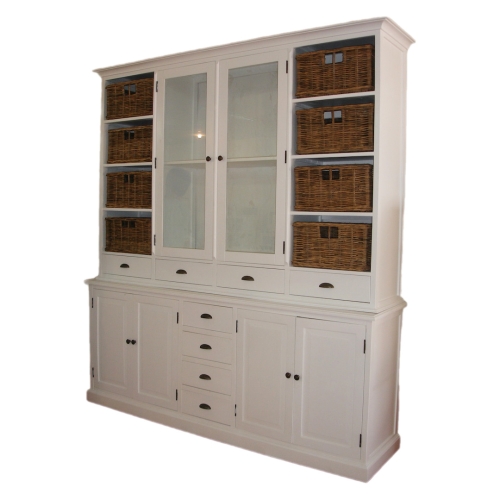High-end cabinets combine many rattan drawers